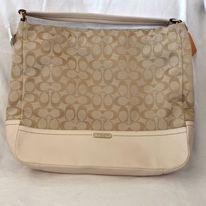 Coach Tote / Coach Crossbody